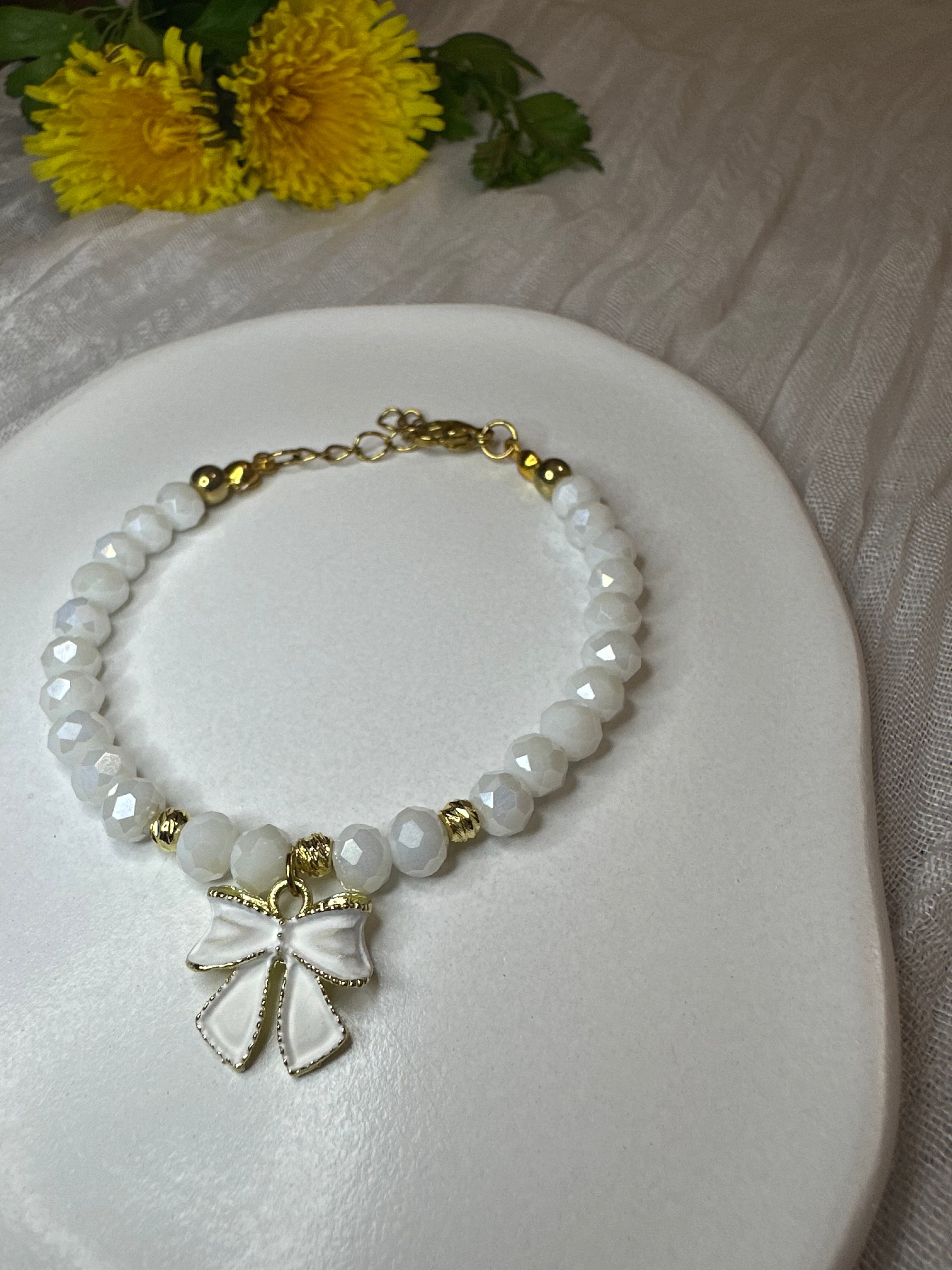 Pearl Bow